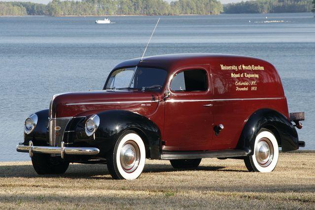 1933 Ford sedan delivery