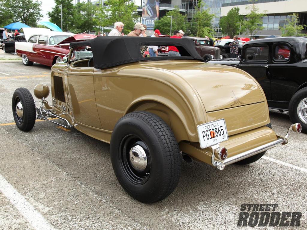 1932-ford-roadster-rear-end.JPG.jpg