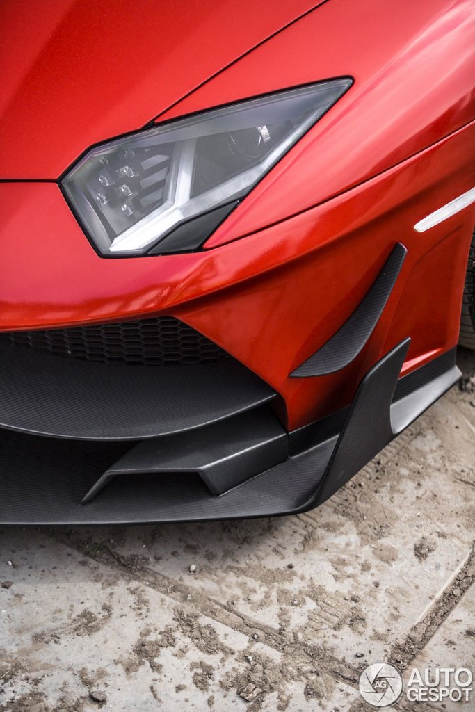 7-red-dmc-aventador-e-gt-headlight.jpg
