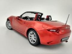 12_Mazda_MX-5_(Tamiya_24342).thumb.jpg.9e48745f5c88dc7154ec6ad2c6ab0d3a.jpg