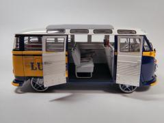 Samba Bus Lufthansa Revell 1/24