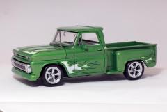 Custom Chevy Stepside 1965 (Revell)