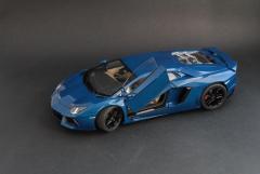 Lamborghini Aventador LP700-4