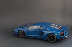 Lamborghini Aventador LP700-4
