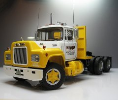 Mack R685ST