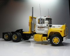 Mack R685ST