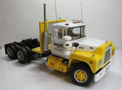 Mack R685ST
