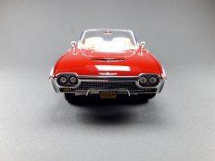 Ford Thunderbird 1962 (AMT) 1:25