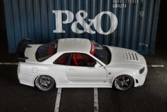 Nissan Skyline GT-R R34 Pearl White