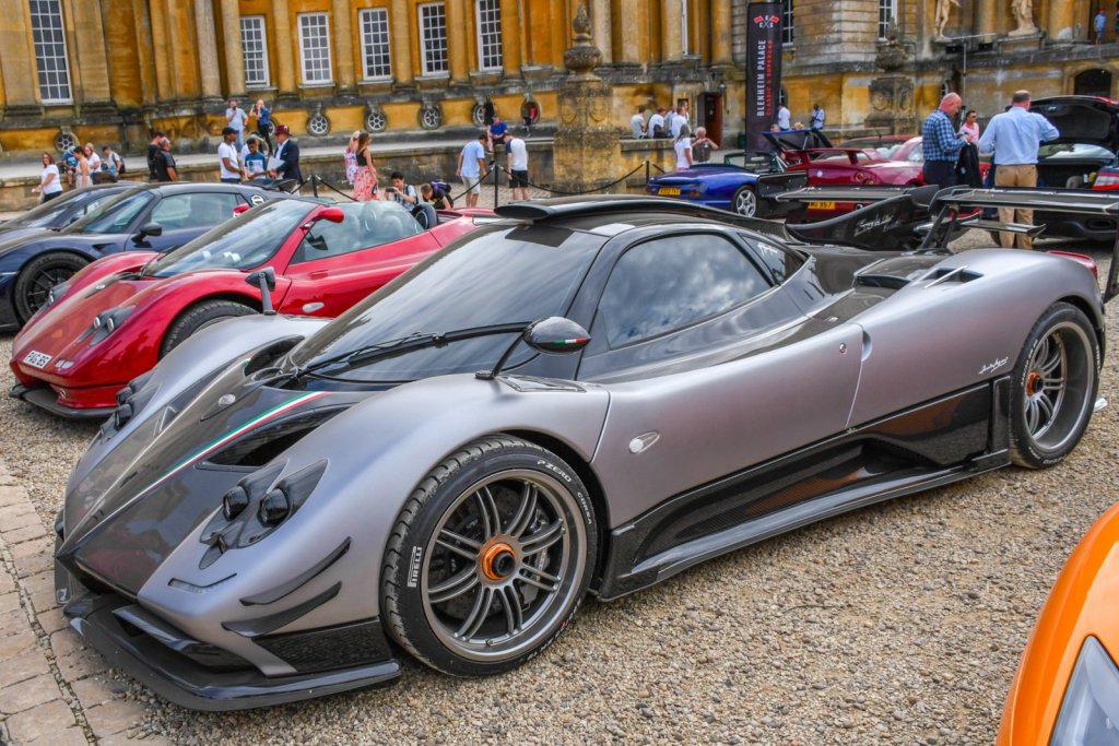 02Pagani_Zonda.jpg
