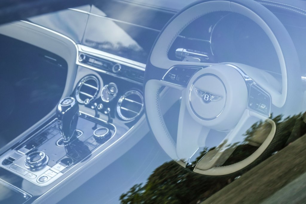 02_Bentley.jpg