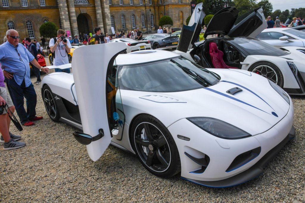28_Koenigsegg_Agera.jpg