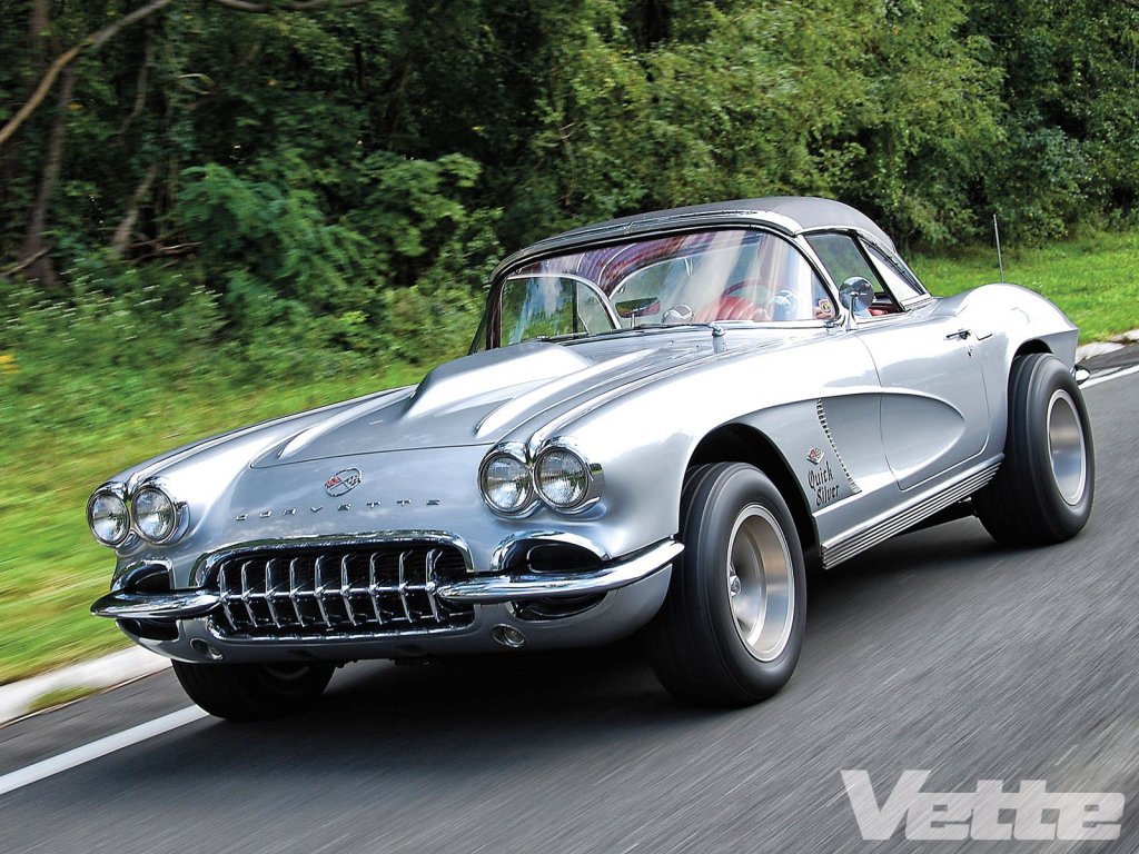 vemp-1301-06-1962-chevy-corvette-motion.jpg