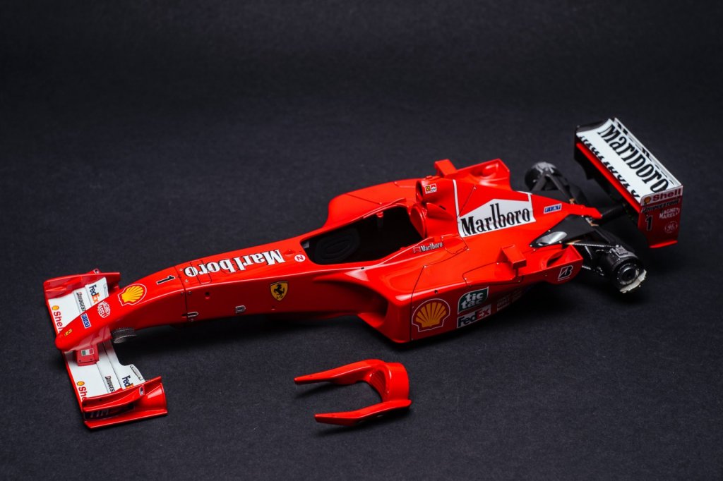 074_Ferrari_F2001.jpg