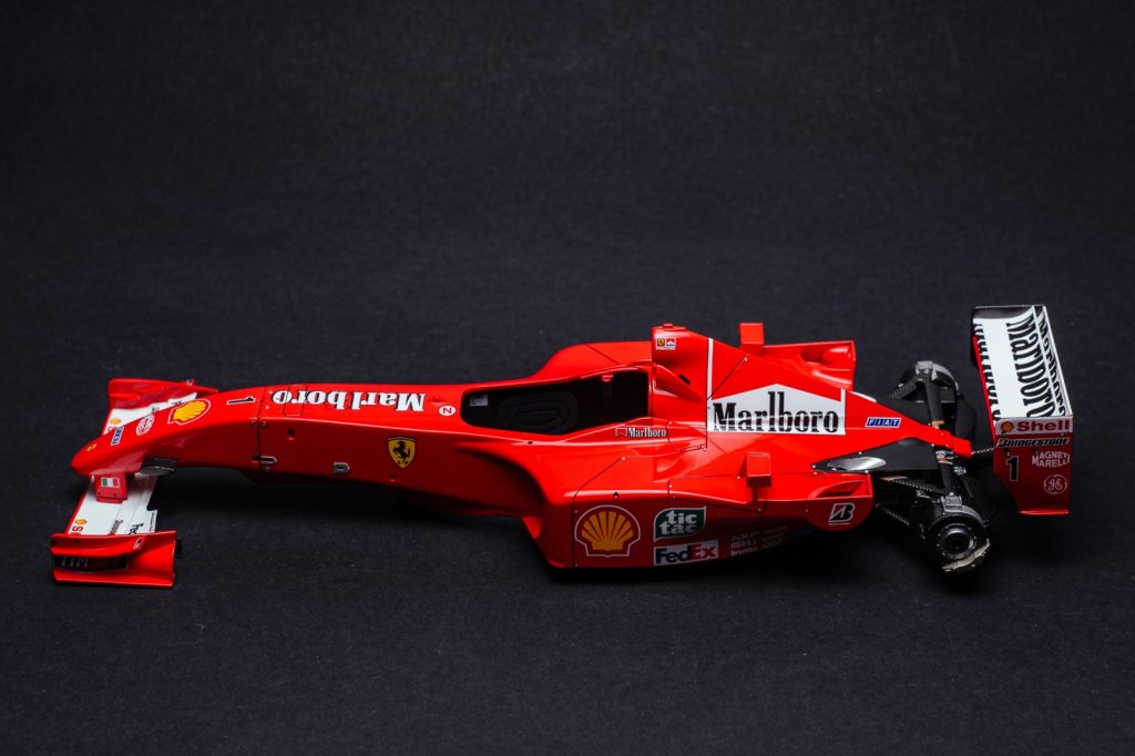 075_Ferrari_F2001.jpg