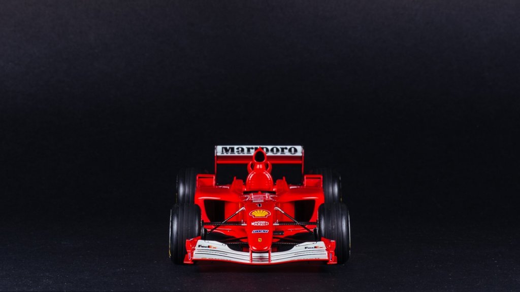 118_Ferrari_F2001.jpg