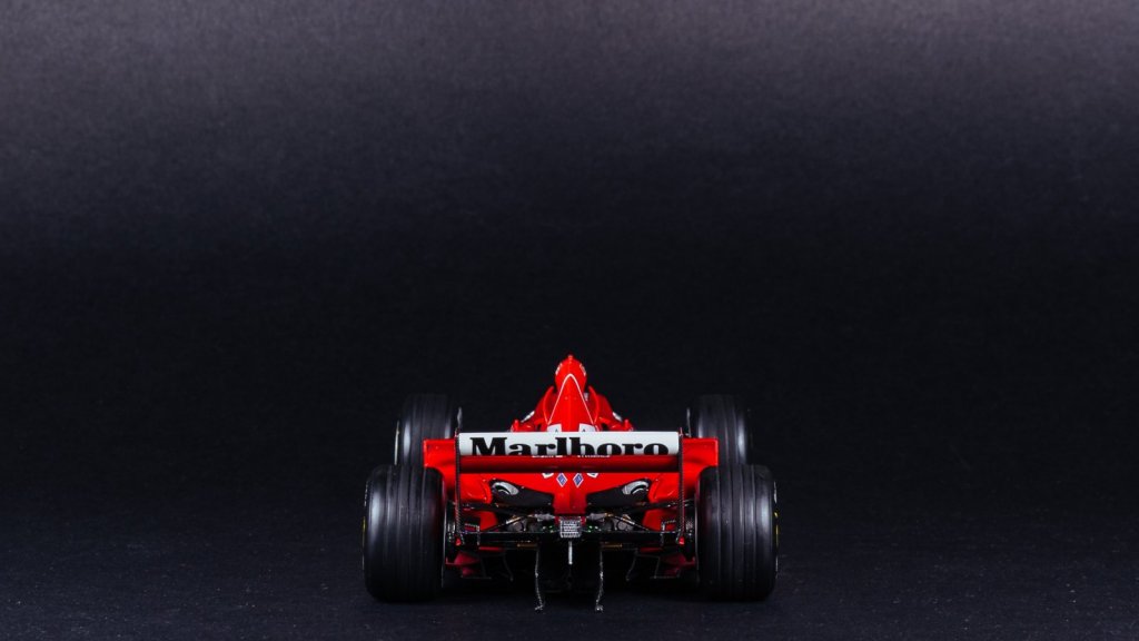 119_Ferrari_F2001.jpg