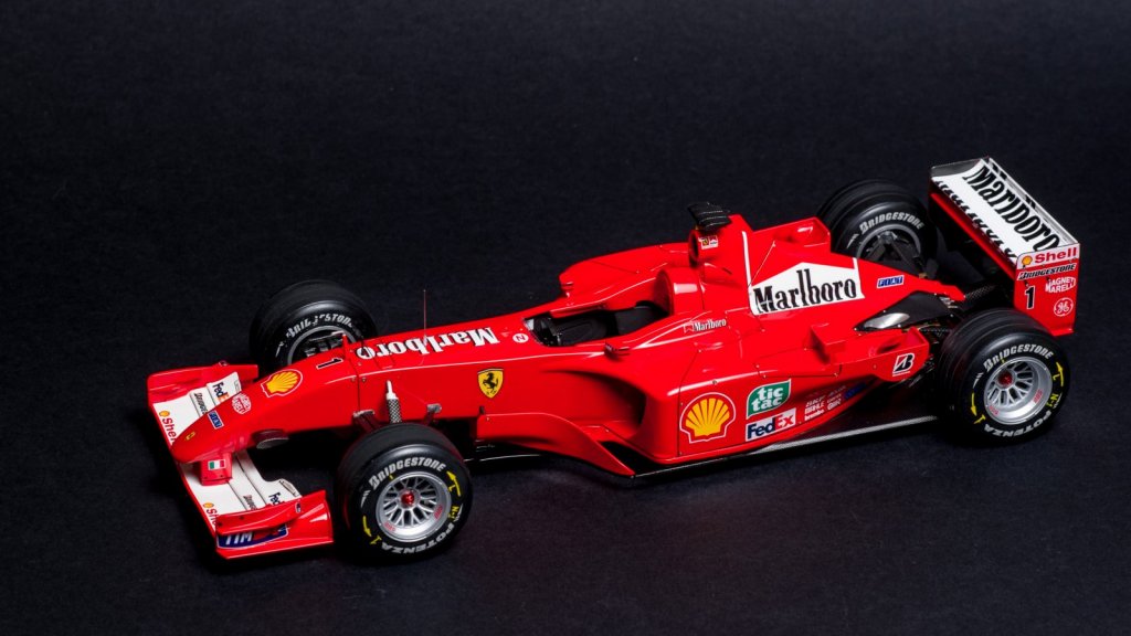 126_Ferrari_F2001.jpg