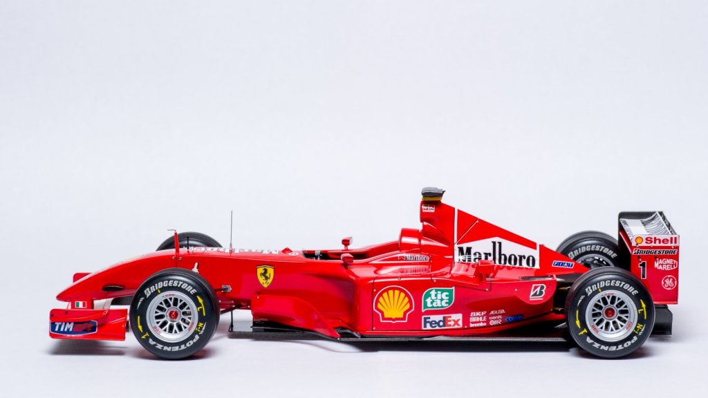 128_Ferrari_F2001.jpg