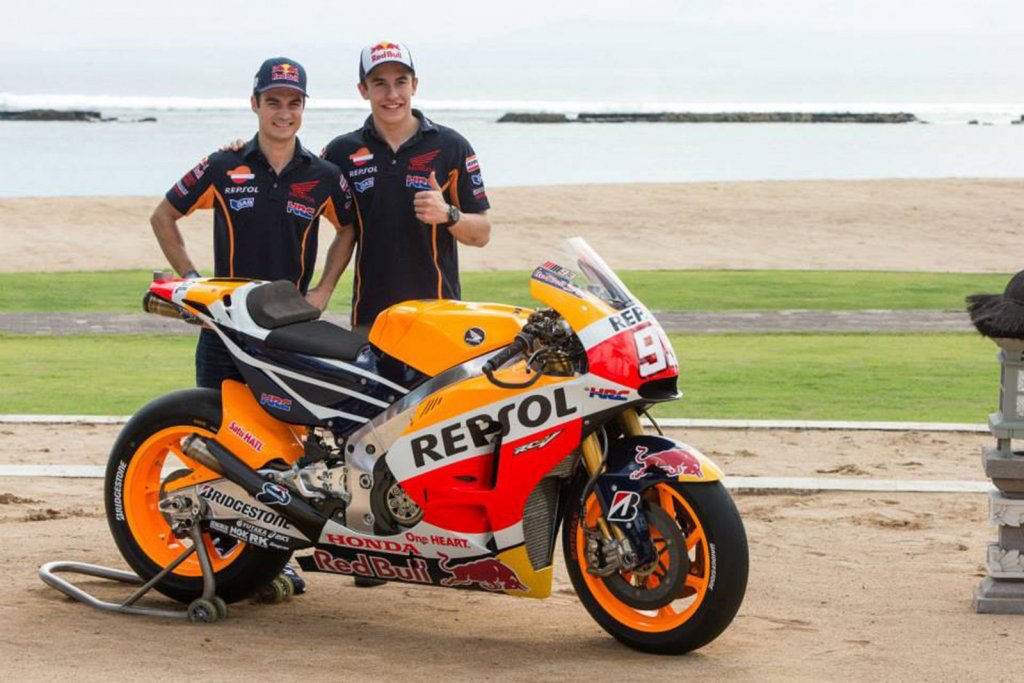 Repsol-Honda-Team-Launch-2015-5.jpg