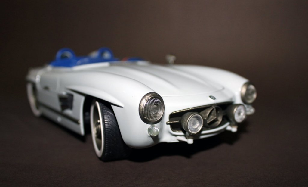 Mercedes-Benz SL300 (14).jpg