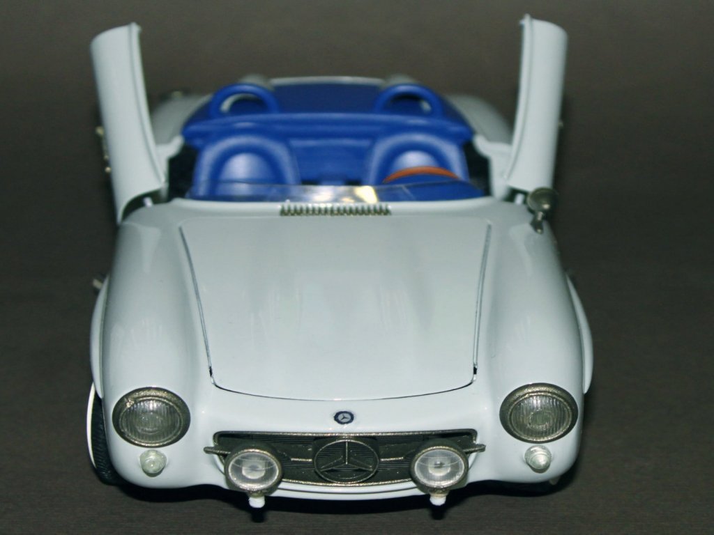 Mercedes-Benz SL300 (28).jpg