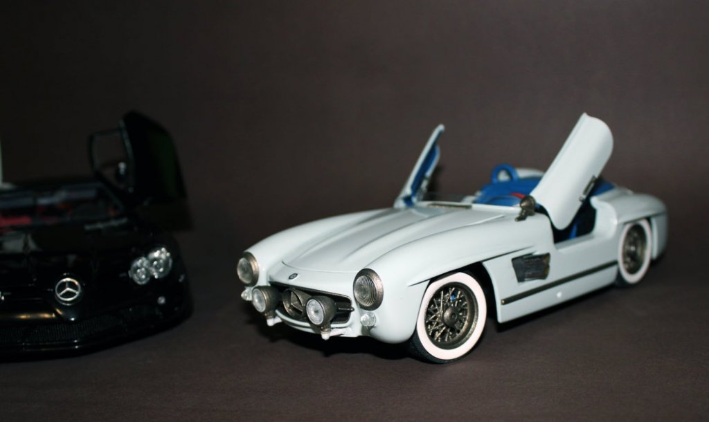 Mercedes-Benz SL300 (25).jpg