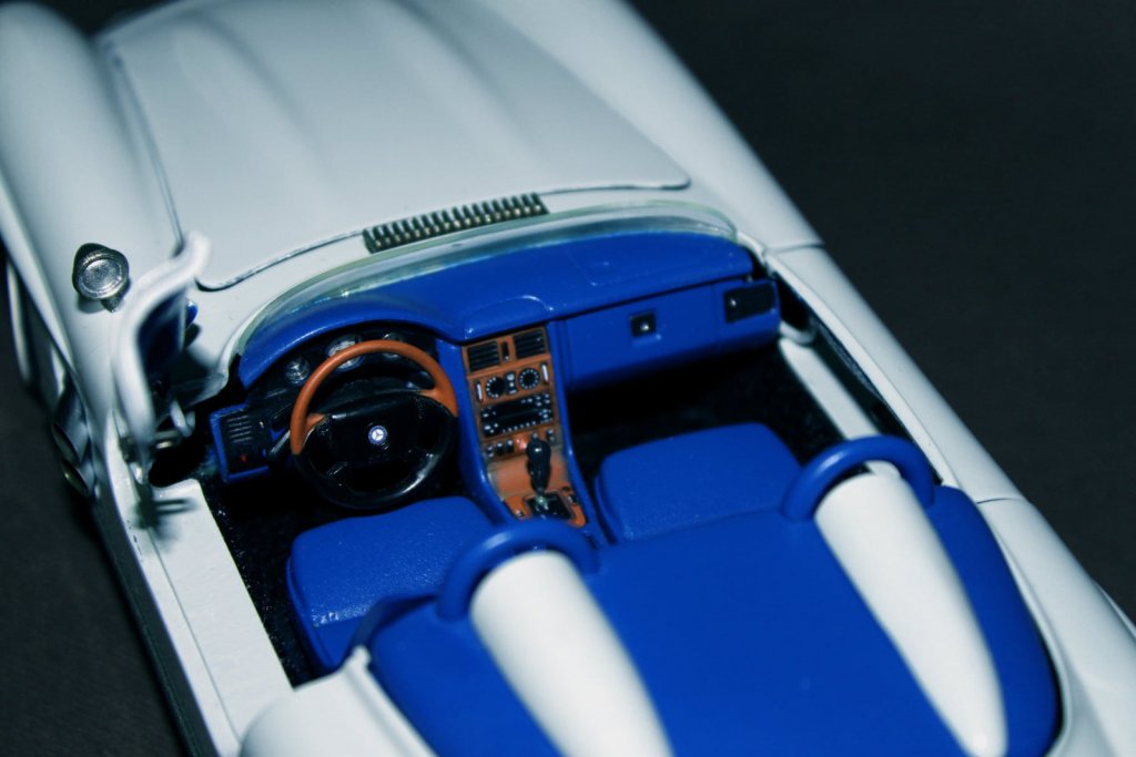 Mercedes-Benz SL300 (2).jpg