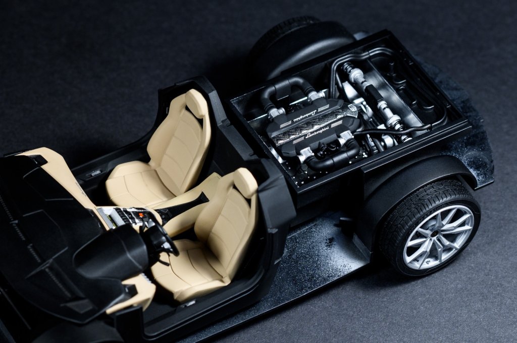 056_Lamborghini Aventador LP700-4 Roadster.jpg