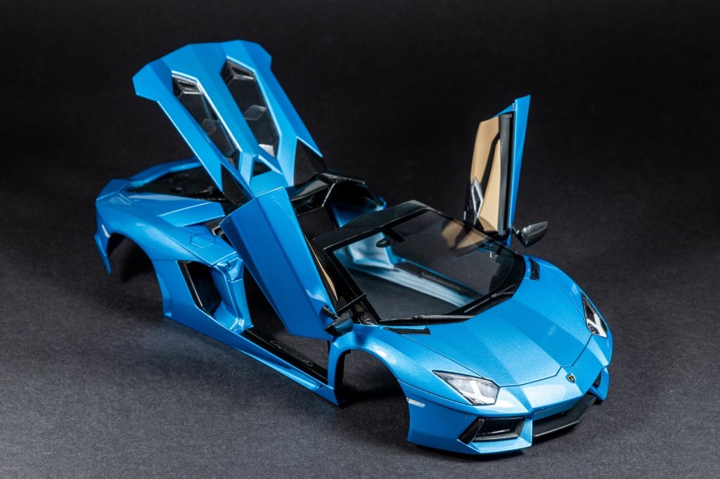 069_Lamborghini Aventador LP700-4 Roadster.jpg