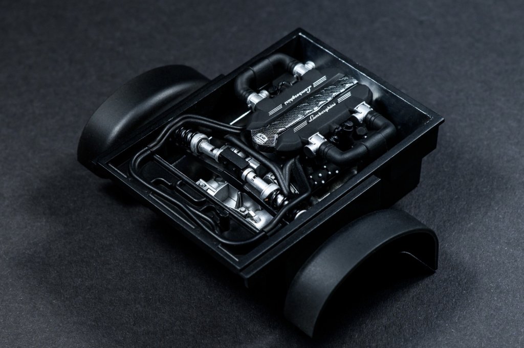 022_Lamborghini Aventador LP700-4 Roadster.jpg