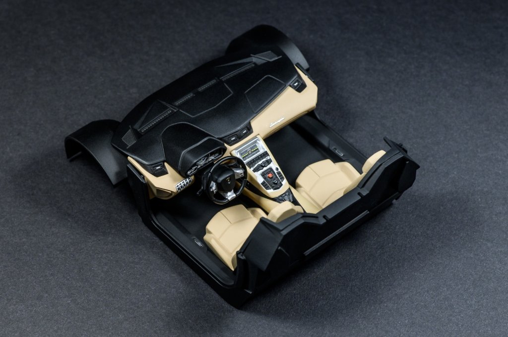 049_Lamborghini Aventador LP700-4 Roadster.jpg