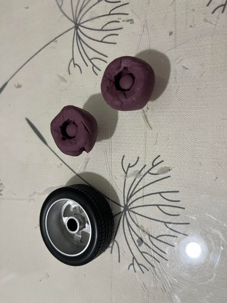 wheel suport (2).jpg