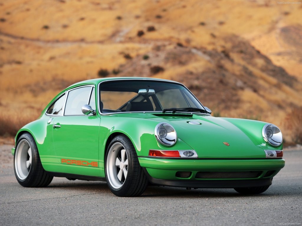 Singer-911-2011-1600-06.jpg