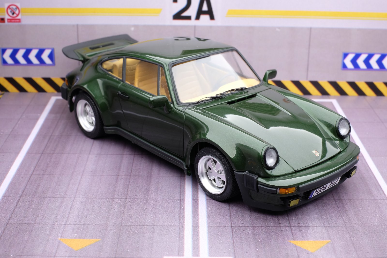 Конкурс SC] Porsche 911 turbo 1976 (930) Fujimi 1/24 - Готовые модели -  ScaleCustoms