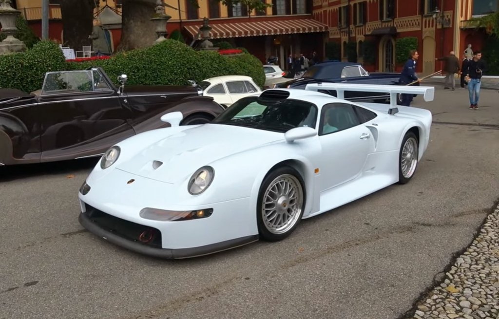 1996-porsche-911-gt1-straenversion-prototype--video_100811242_h.jpg