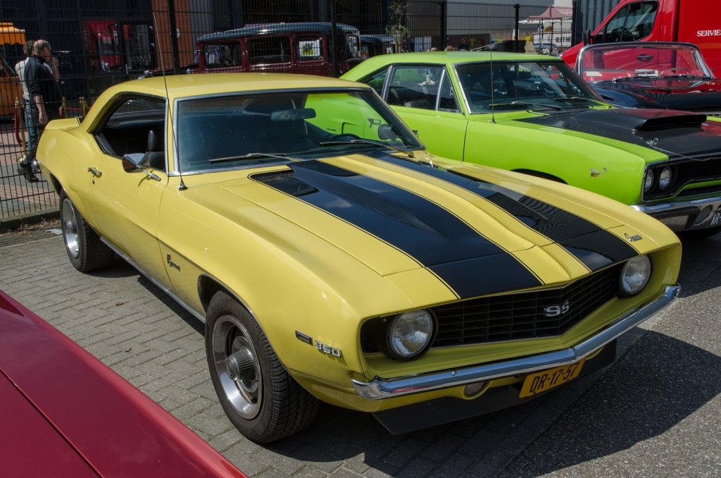 1969'Chevrolet Camaro S1 SS 350 hardtop coupe clone.jpg