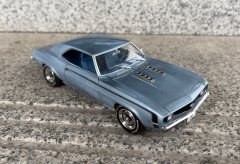 1/25 Revell 1969 Chevrolet Camaro SS 396