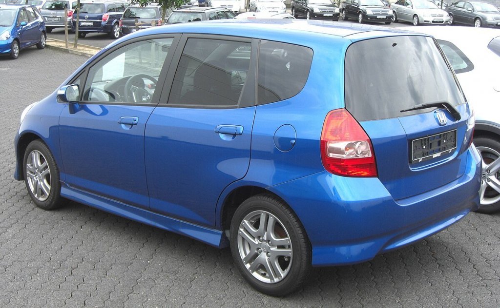 Honda_Jazz_II_Facelift_1.4_ES_Sport_rear.jpg