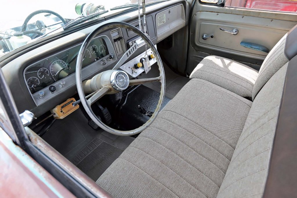 05-1966-suburban-green-mountain-car-craft-nationals.jpg