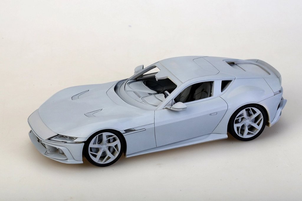 1_24_scale_model_car_kit_Ferrari_12_Cilindri_Alpha_Model_1752047580056_4.jpg