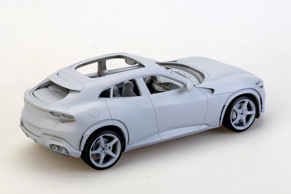 1_24_scale_model_car_kit_Ferrari_Purosangue_Alpha_Model_1765183206076_10.jpg